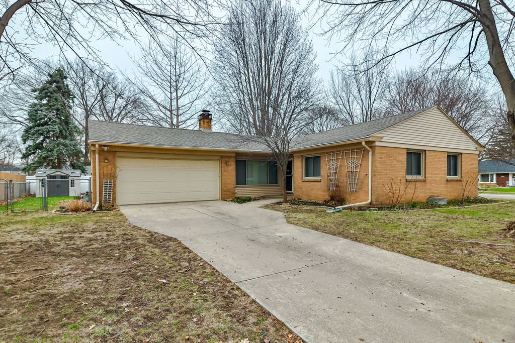 listing image 0