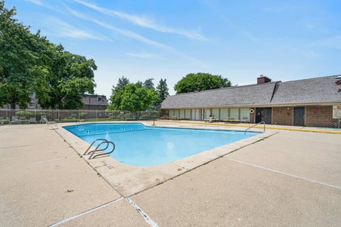 Tiny photo for 124 E Bailey Road #E, Naperville, IL 60565 (MLS # 12718544)