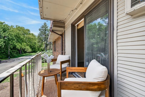 Tiny photo for 124 E Bailey Road #E, Naperville, IL 60565 (MLS # 12718544)