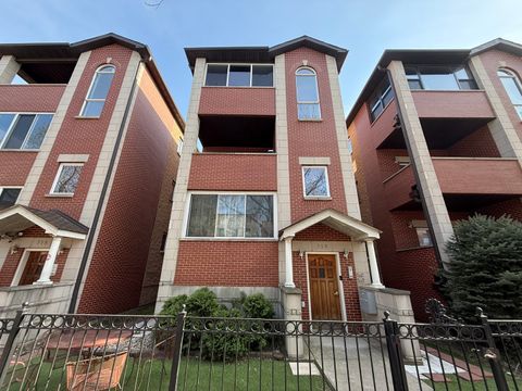 719 W 31st Street 2 Chicago IL 60616