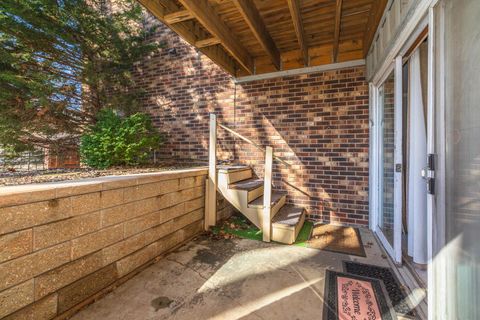 Tiny photo for 1111 E Jefferson Street #1, Bloomington, IL 61701 (MLS # 12599853)