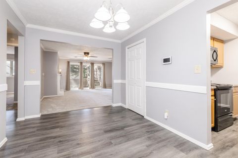 Tiny photo for 1111 E Jefferson Street #1, Bloomington, IL 61701 (MLS # 12599853)