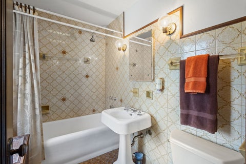 Tiny photo for 614 N Humphrey Avenue, Oak Park, IL 60302 (MLS # 12681425)