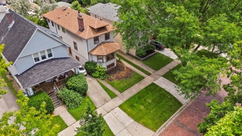 Tiny photo for 614 N Humphrey Avenue, Oak Park, IL 60302 (MLS # 12681425)