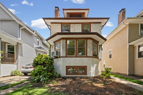 Photo of 614 N Humphrey Avenue, Oak Park, IL 60302 (MLS # 12681425)