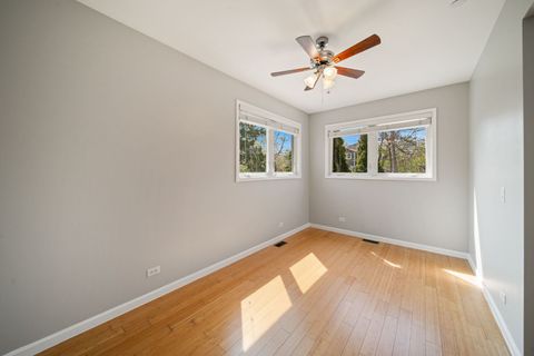 Tiny photo for 701 OAKTON Street, Park Ridge, IL 60068 (MLS # 12654612)