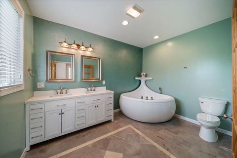 Tiny photo for 701 OAKTON Street, Park Ridge, IL 60068 (MLS # 12654612)