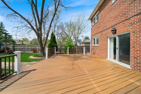 Tiny photo for 701 OAKTON Street, Park Ridge, IL 60068 (MLS # 12654612)
