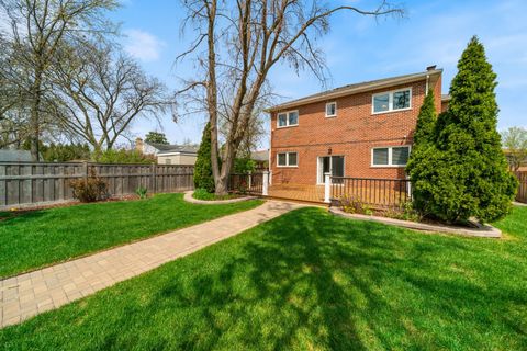 Tiny photo for 701 OAKTON Street, Park Ridge, IL 60068 (MLS # 12654612)