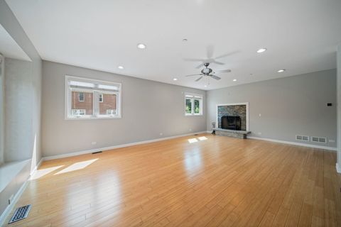 Tiny photo for 701 OAKTON Street, Park Ridge, IL 60068 (MLS # 12654612)
