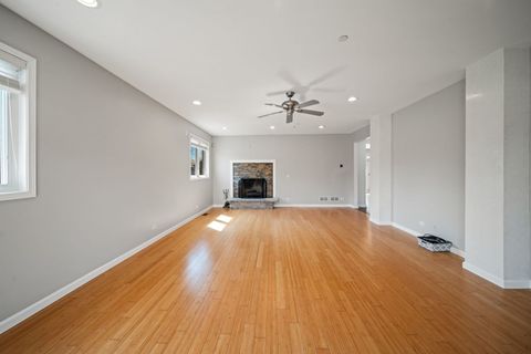Tiny photo for 701 OAKTON Street, Park Ridge, IL 60068 (MLS # 12654612)