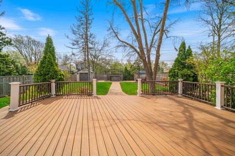 Tiny photo for 701 OAKTON Street, Park Ridge, IL 60068 (MLS # 12654612)
