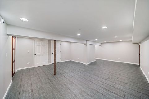 Tiny photo for 701 OAKTON Street, Park Ridge, IL 60068 (MLS # 12654612)