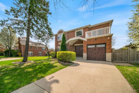 Tiny photo for 701 OAKTON Street, Park Ridge, IL 60068 (MLS # 12654612)