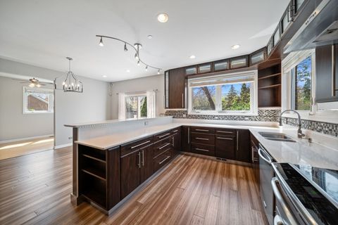 Tiny photo for 701 OAKTON Street, Park Ridge, IL 60068 (MLS # 12654612)