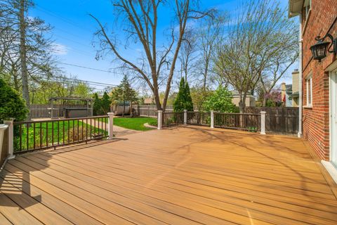 Tiny photo for 701 OAKTON Street, Park Ridge, IL 60068 (MLS # 12654612)