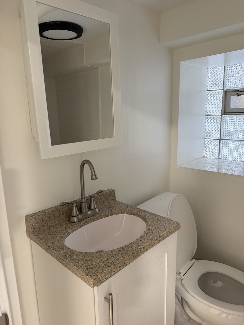 2707 N Central Park Avenue G