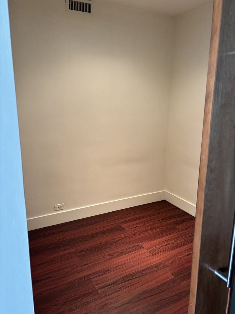 900 N Lake Shore Drive 1001