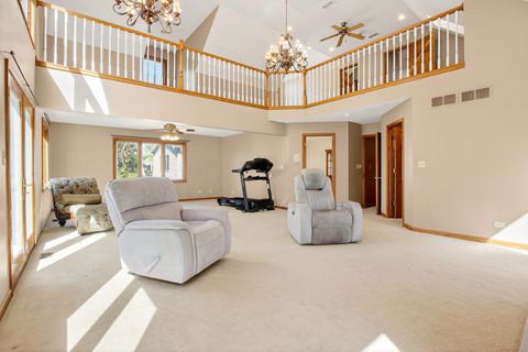 Tiny photo for 1417 E Joyce Avenue, Palatine, IL 60074 (MLS # 12458010)