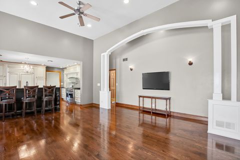 Tiny photo for 1417 E Joyce Avenue, Palatine, IL 60074 (MLS # 12458010)