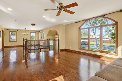 Tiny photo for 1417 E Joyce Avenue, Palatine, IL 60074 (MLS # 12458010)