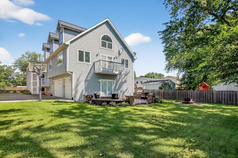 Tiny photo for 1417 E Joyce Avenue, Palatine, IL 60074 (MLS # 12458010)