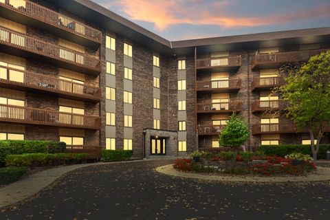 120 Lakeview Drive 514 Bloomingdale IL 60108