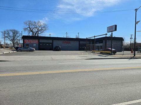 3741 W Columbus Avenue Chicago IL 60652