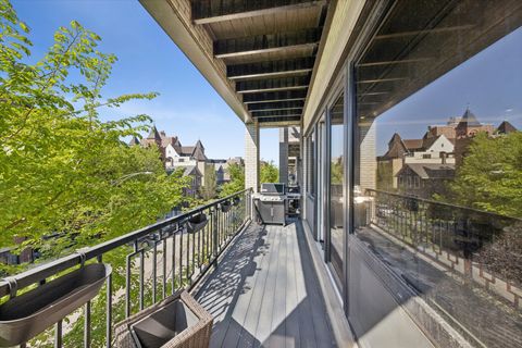 Tiny photo for 1334 W WALTON Street #2W, Chicago, IL 60642 (MLS # 12625161)