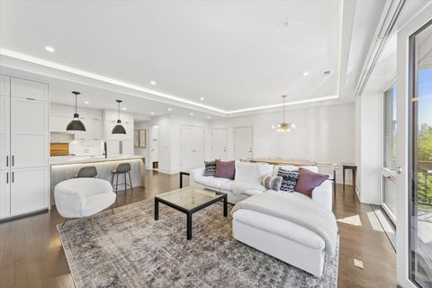 Tiny photo for 1334 W WALTON Street #2W, Chicago, IL 60642 (MLS # 12625161)