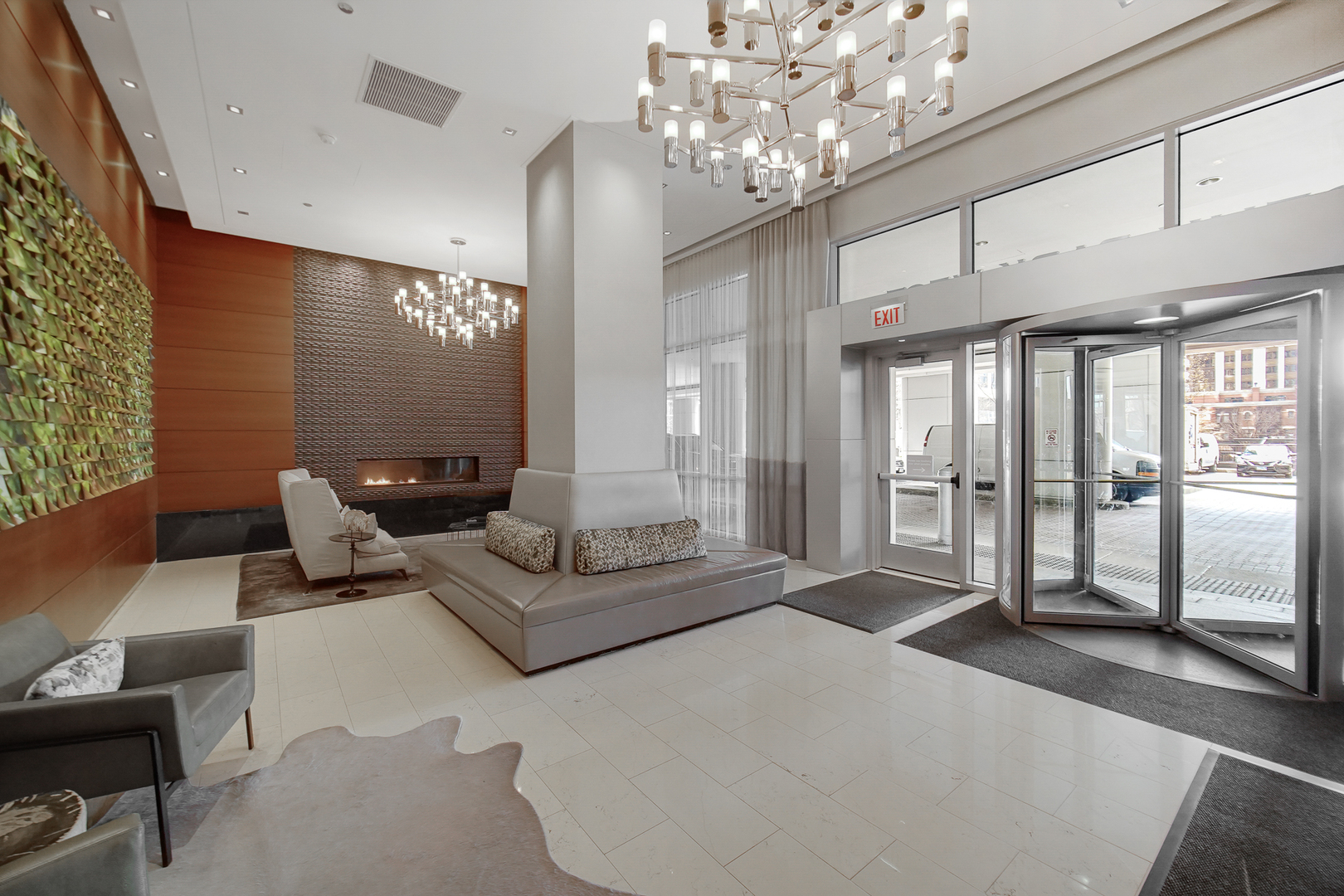 1201 S Prairie Avenue 3604