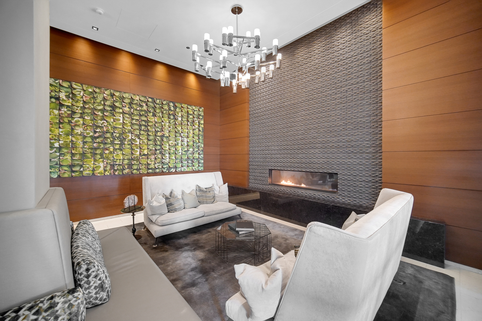 1201 S Prairie Avenue 3604
