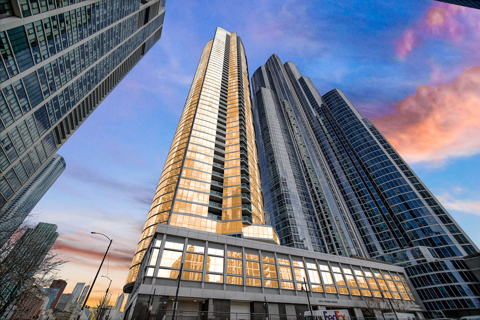 1201 S Prairie Avenue 3604