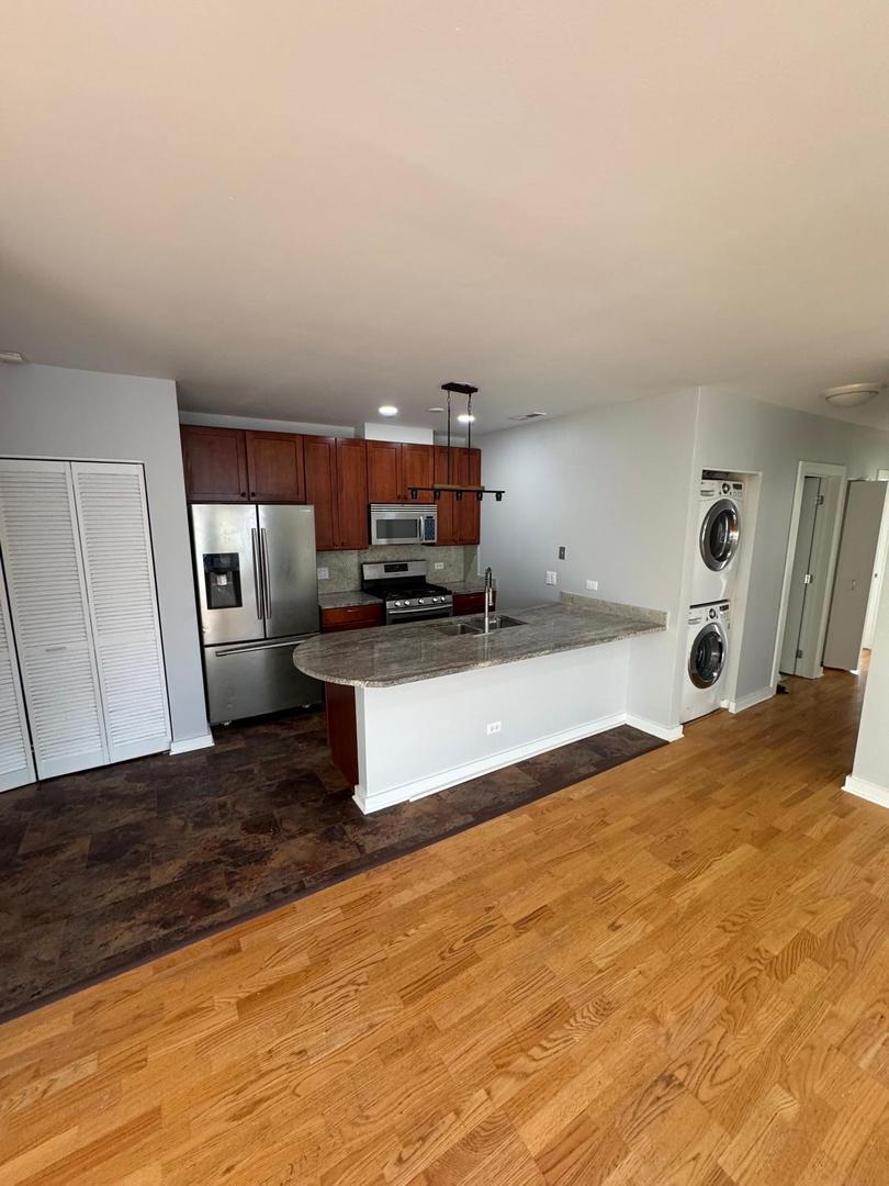 2257 W Lake Street 203