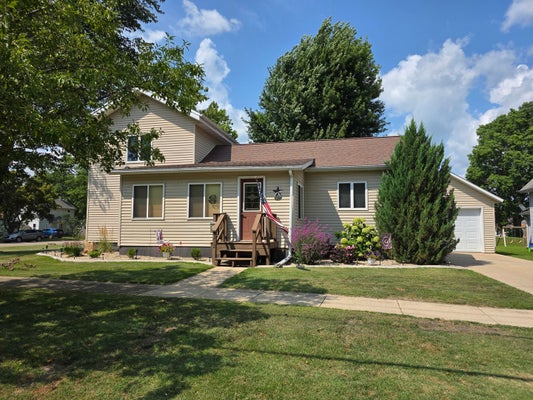 312 W 6TH ST, PROPHETSTOWN, IL 61277 - Image 27aeb88fc00a09b36ef0b21b107c69c0/211994216