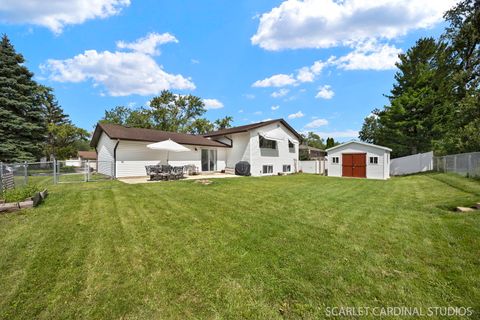 Tiny photo for 6805 Westmoreland Drive, Woodridge, IL 60517 (MLS # 12442343)