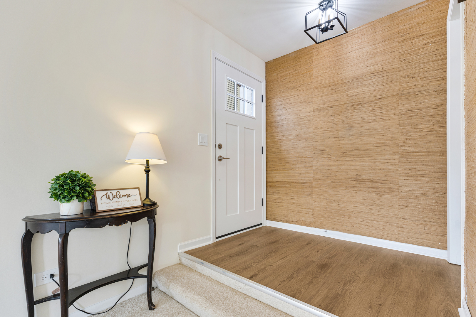 9128 Hollyberry Avenue