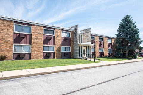 Tiny photo for 1313B S Rebecca Road #210, Lombard, IL 60148 (MLS # 12705583)