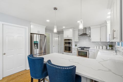 Tiny photo for 1260 CROMWELL Lane, Naperville, IL 60564 (MLS # 12635130)