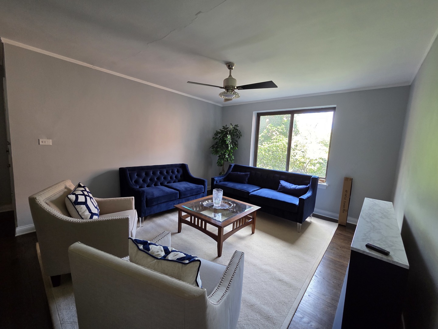 1220 W Chase Avenue 2G