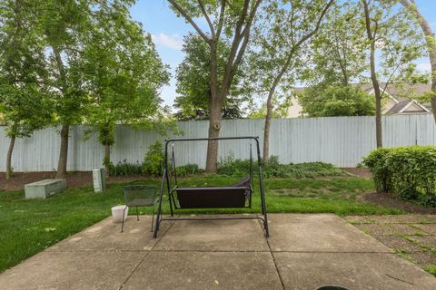 Tiny photo for 647 N Charter Hall Drive, Palatine, IL 60067 (MLS # 12654249)