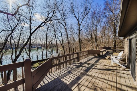 Tiny photo for 1907 Shoreline Drive, St. Charles, IL 60174 (MLS # 12559765)