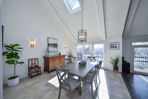 Tiny photo for 1907 Shoreline Drive, St. Charles, IL 60174 (MLS # 12559765)