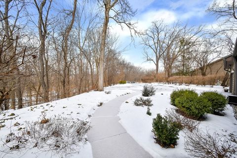 Tiny photo for 1907 Shoreline Drive, St. Charles, IL 60174 (MLS # 12559765)