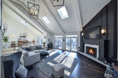 Tiny photo for 1907 Shoreline Drive, St. Charles, IL 60174 (MLS # 12559765)