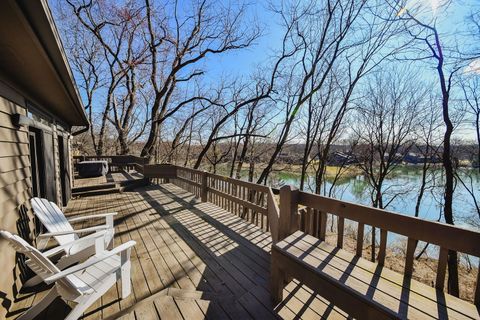 Tiny photo for 1907 Shoreline Drive, St. Charles, IL 60174 (MLS # 12559765)