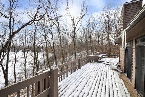 Tiny photo for 1907 Shoreline Drive, St. Charles, IL 60174 (MLS # 12559765)