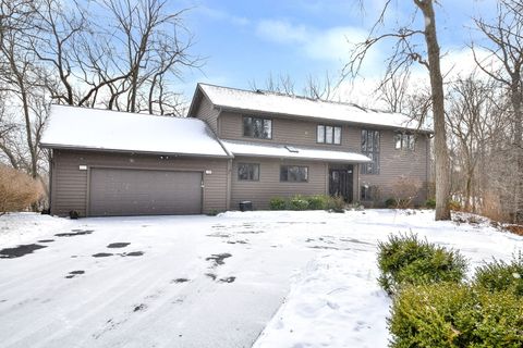 Tiny photo for 1907 Shoreline Drive, St. Charles, IL 60174 (MLS # 12559765)
