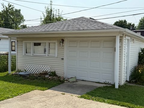 Tiny photo for 7814 Major Avenue, Burbank, IL 60459 (MLS # 12448031)