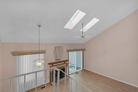 Tiny photo for 171 N Clare Court, Wood Dale, IL 60191 (MLS # 12529985)